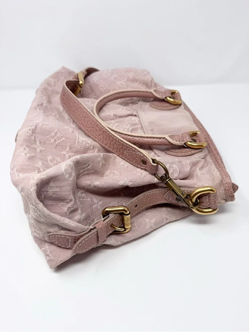 Louis Vuitton Monogram Denim Neo Cabby MM Pink M95836 Limited Edition